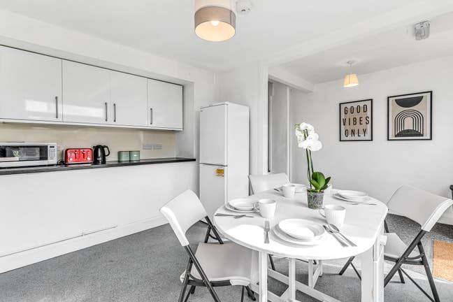 NEW ROOMS!  Near Brighton and Sussex University!  Main Photo