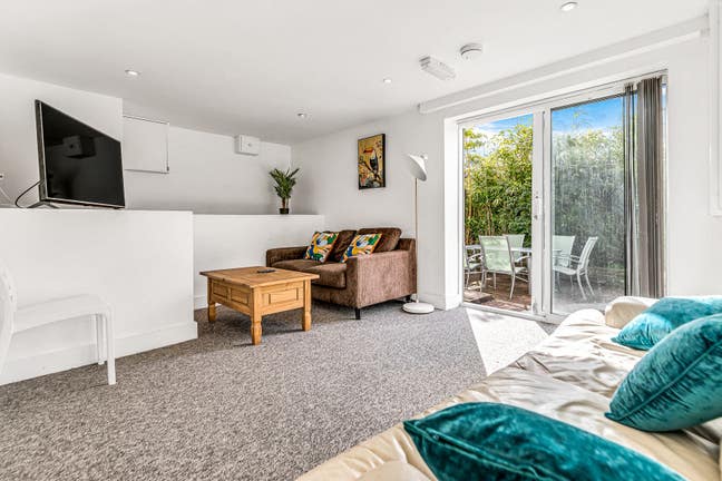 Last Room! Close to University!! £300 off! Main Photo