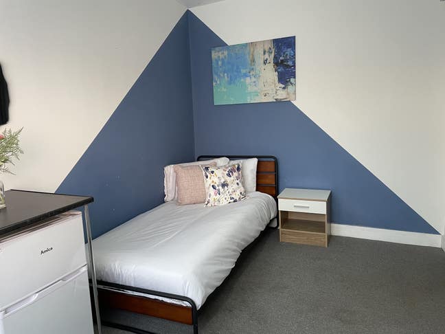 *Groundfloor Single Room Available in Hinckley!* Main Photo