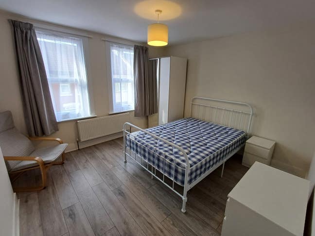 Large rooms - Luxury House Share - Chatham Main Photo