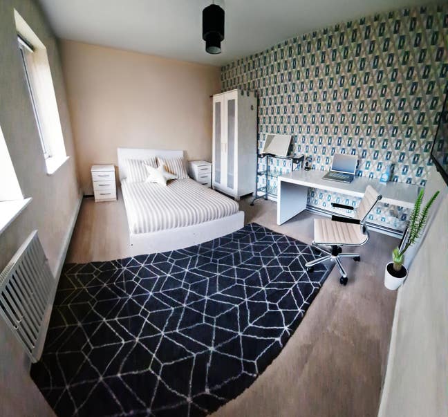 Double Room, Friendly House Share, Bills included Main Photo