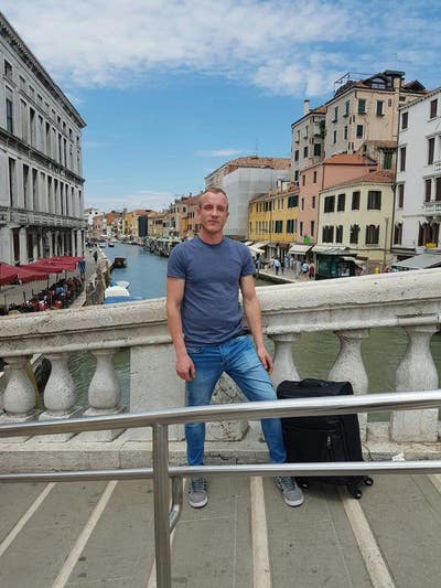 I am a male aged 36. I am looking for a singl... Main Photo
