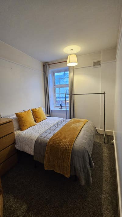 Furnished Double Room Main Photo