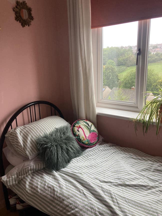 Single room in lovely home South Bristol Main Photo