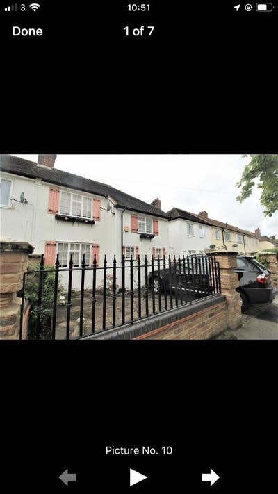 Looking for a  female to rent asap Main Photo