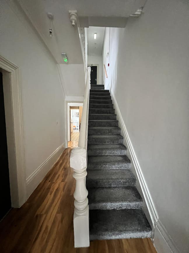 Couples Room in Friendly Shared House Main Photo