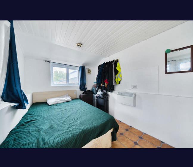 1 bed room available in shared house (bills inc) Main Photo