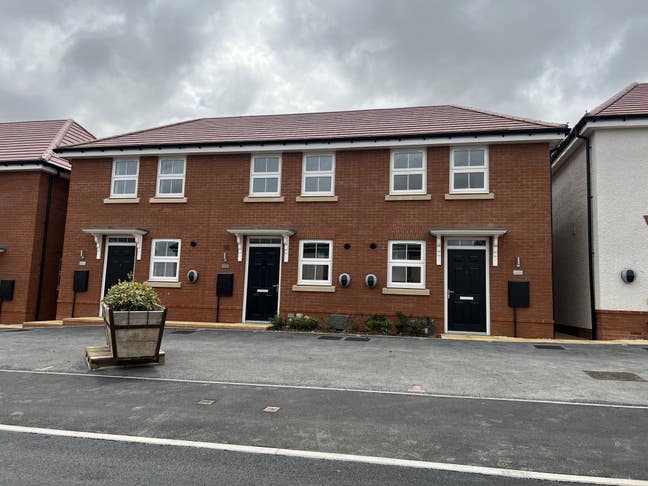 Double room in 2-bed house in Leamington Spa Main Photo