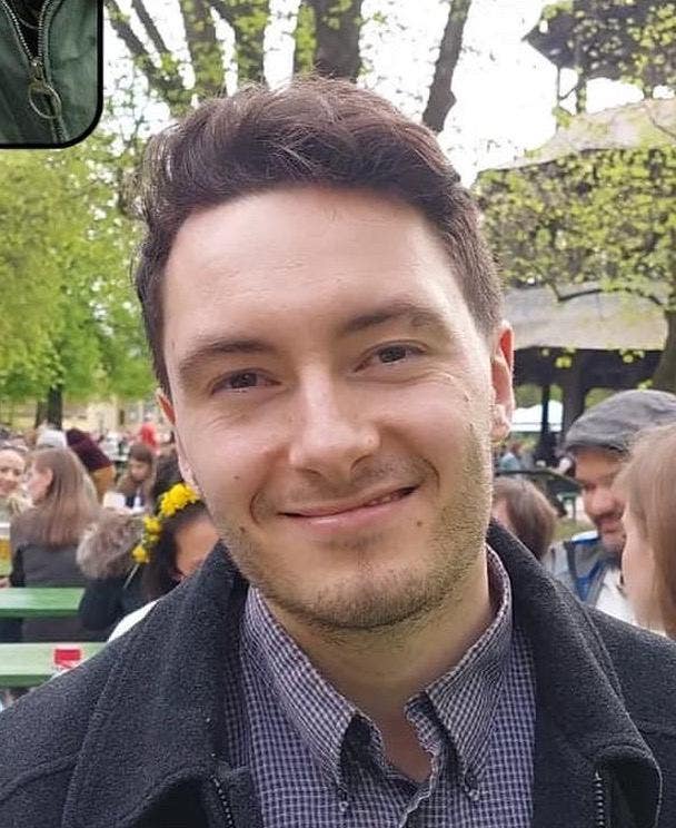 Looking for short term room to let Main Photo