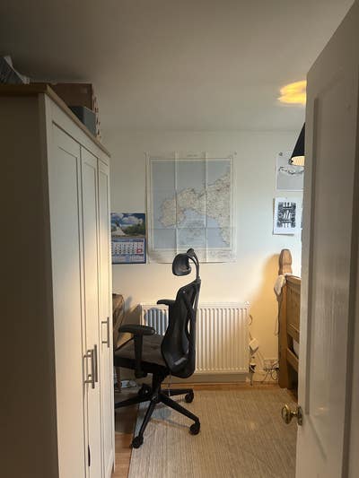 🏡 Cozy Room in Abbeyhill Colony Flat 🌿 Main Photo