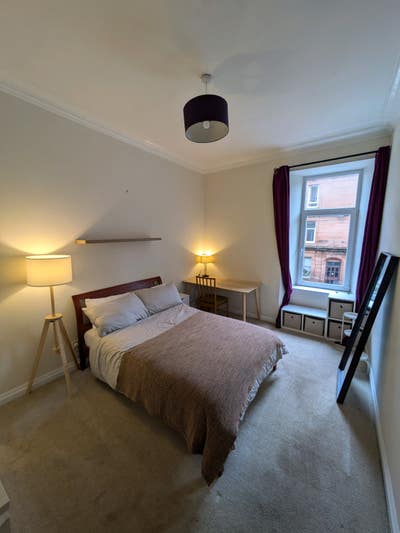 Double room in chilled and cosy southside flat. Main Photo