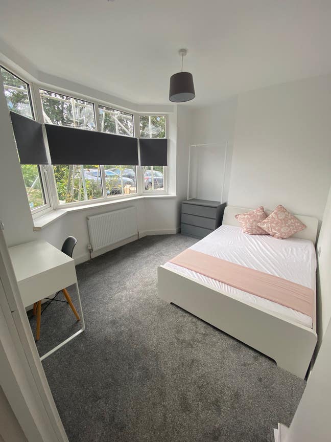 New Double Room opposite Southmead Hospital  Main Photo