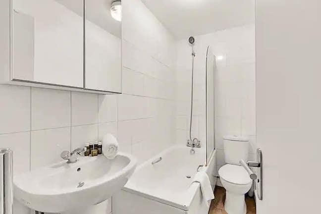 Two Double Rooms, The Vale, Acton Main Photo