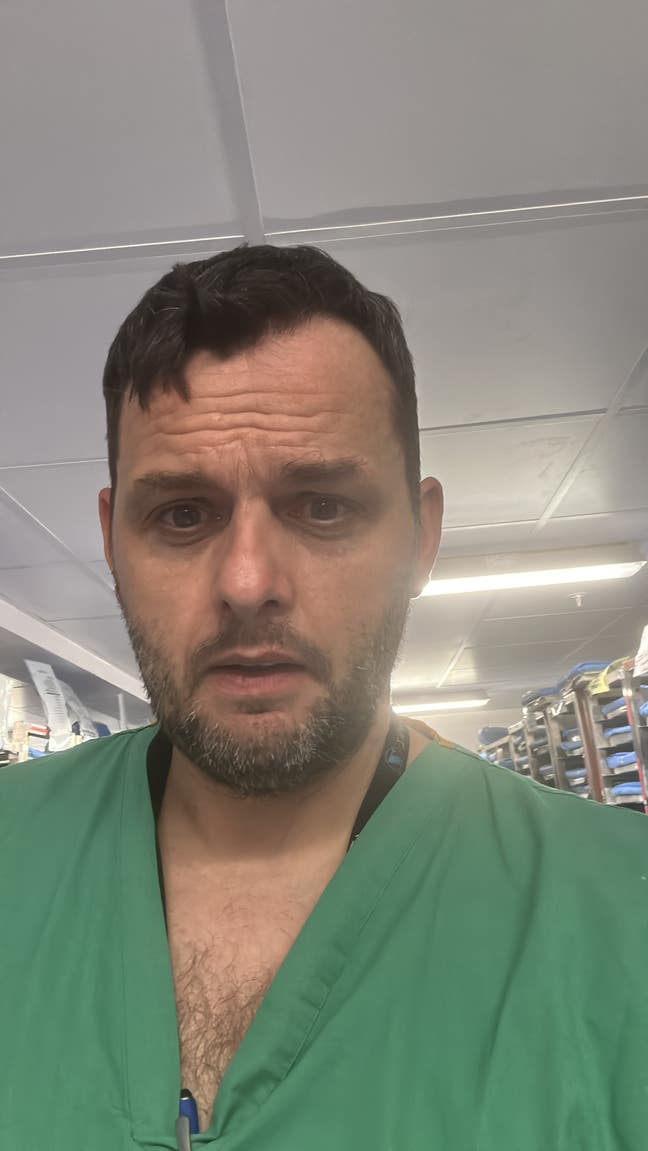 Professional Male seeks a single or double room Main Photo