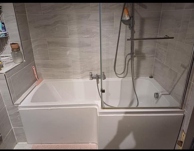 All Inclusive Room in Nunhead - Zone (2).  Main Photo
