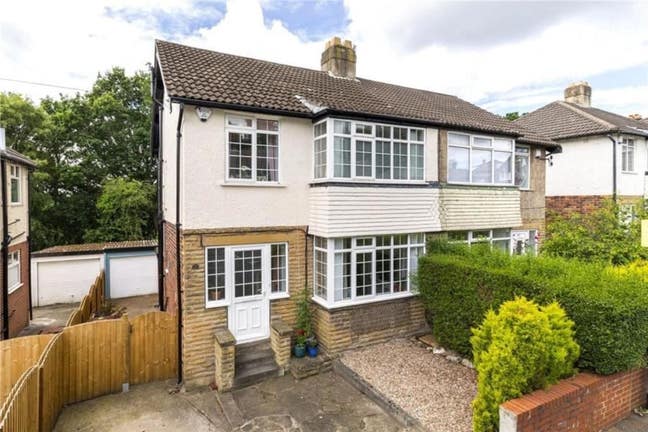 Large room in lovely semi-detached house Main Photo