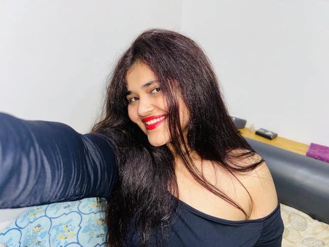 Professional Female seeks a double room Main Photo
