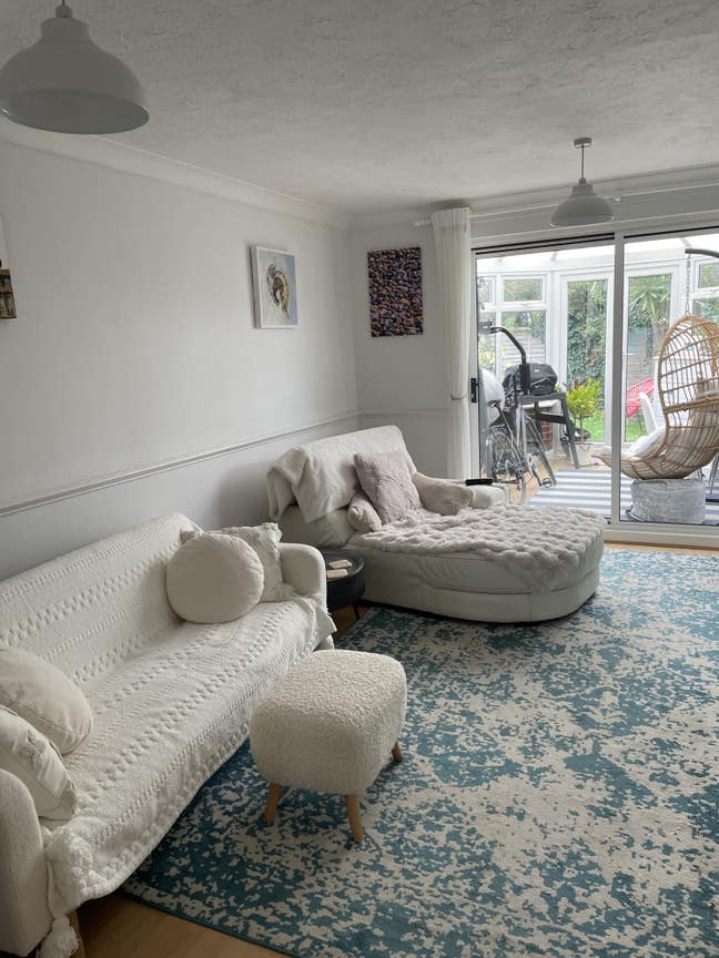 Room to rent near beach  Main Photo