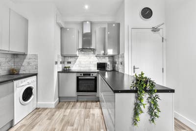 Central Studio and Ensuite in Charles Street 🏫 Main Photo