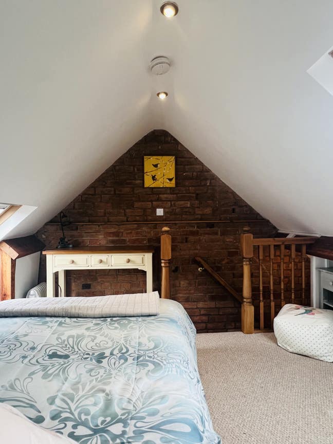 Double Room Solihull - 1 mile JLR, 3 miles BHX Main Photo