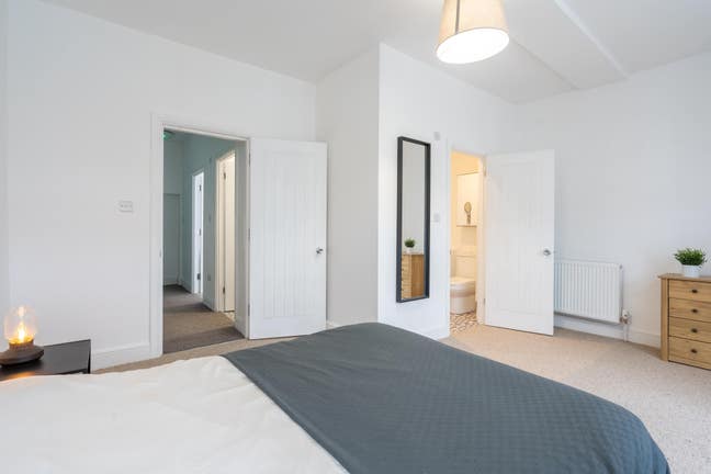 Recently Refurbished Victorian Property  Main Photo