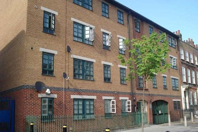 Stepney Green,E1 Modern 1 Bed Flat,Balcony Main Photo
