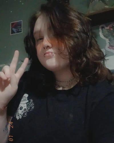 Looking for room  Main Photo