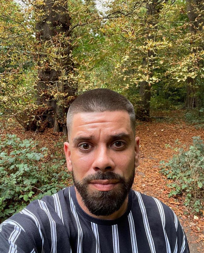 Looking double room en-suite  Main Photo