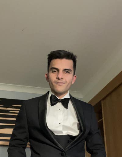 Looking for a studio/1-bed flat for single person  Main Photo