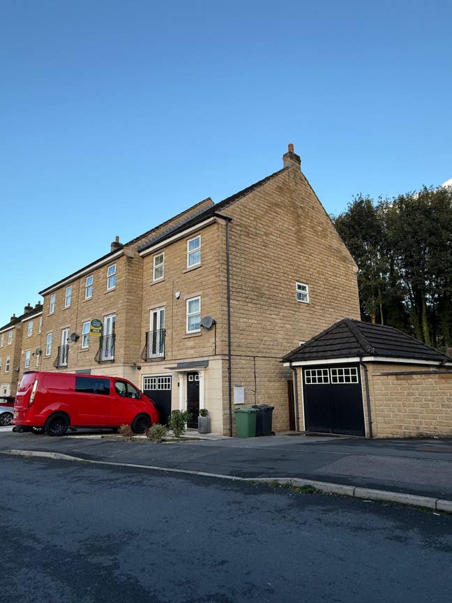 High end Double room, en suite + own kitchen  Main Photo