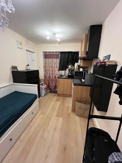 Double-bed Private Annex for Rent Main Photo