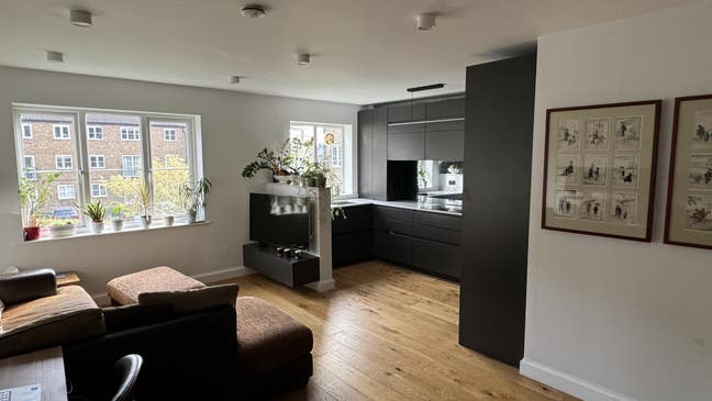 Short term:Double room in nice 2 bed on the Common Main Photo
