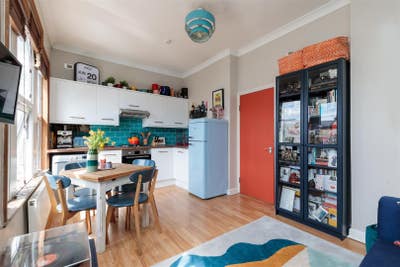 1 bed flat available over Xmas and NY!! Main Photo