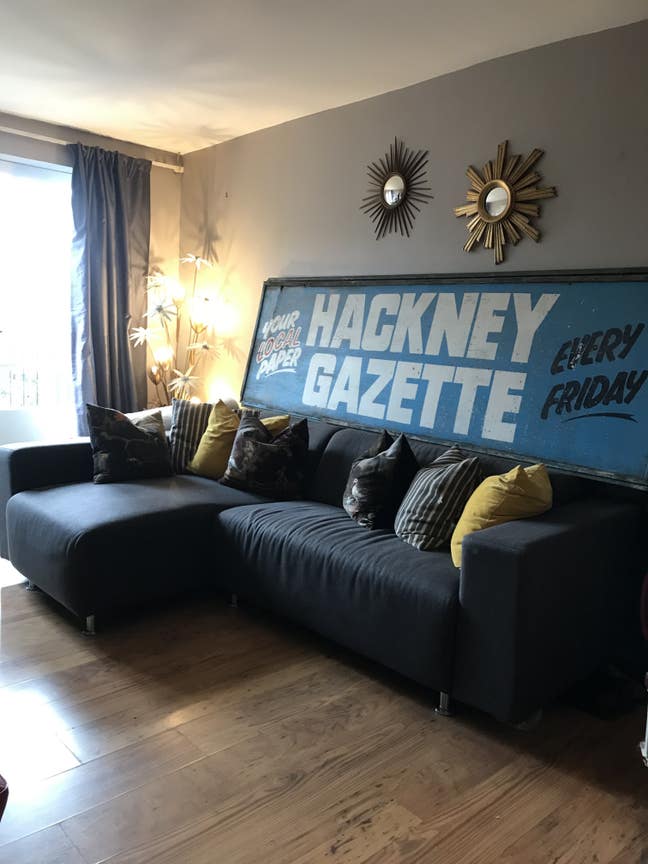 Good sized  bright double room in  shared flat Main Photo