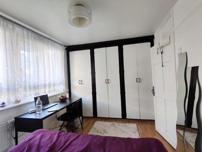 Lovely bright, big double room Main Photo