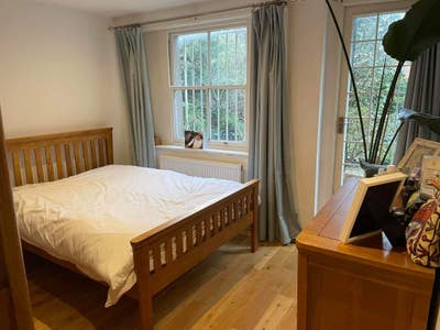 Double room for rent with private bathroom  Main Photo