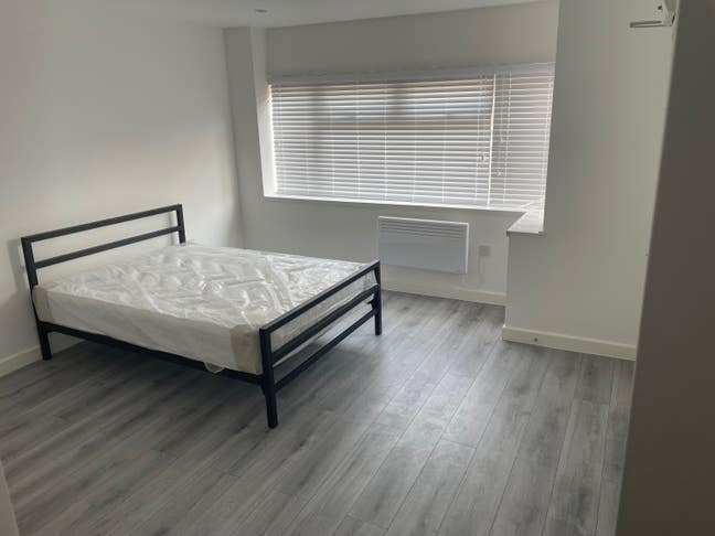 New Studio in Orpington Main Photo