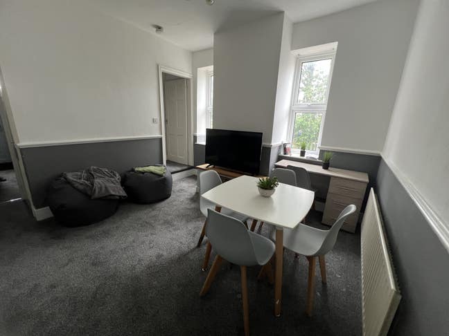 3 Bed House Share Minshall Street Main Photo