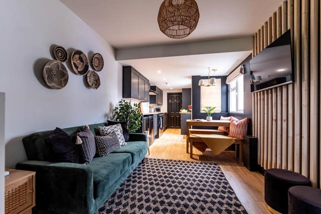 The Tranquil Property In Kendrick Close PE2 Main Photo