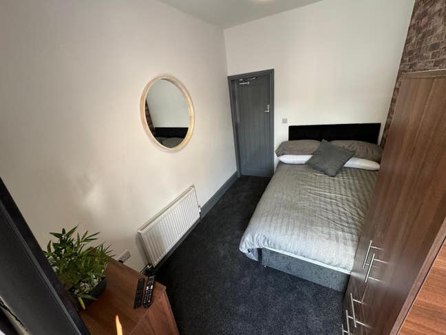 Double Rooms & En-Suite Room with Tv's Main Photo