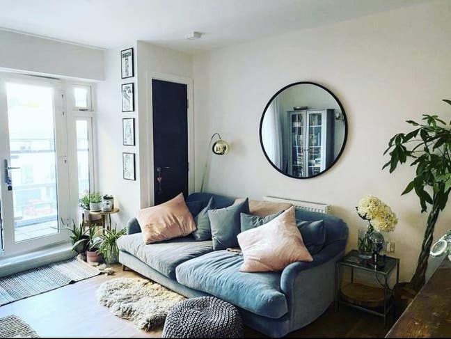 Beautiful 2Bed Flat for Prof. Couple inc All Bills Main Photo
