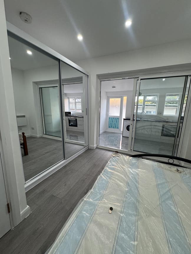 Newly Refurbished Studio for Rent in Hounslow  Main Photo