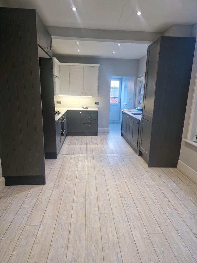 5 Rooms available in Stunning refurbished house  Main Photo