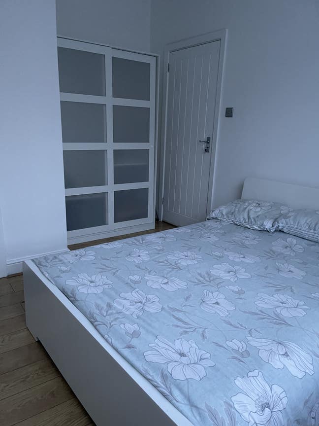 Spacious En-suite (Fully Furnished) in Hounslow Main Photo
