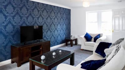 Designed For Comfort Property Near Sugar Way 🥰 Main Photo