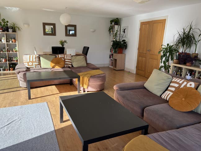 Amazing Double Room available near Streatham hill Main Photo