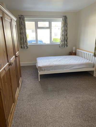 Large double room in lovely houseshare Botley. Main Photo