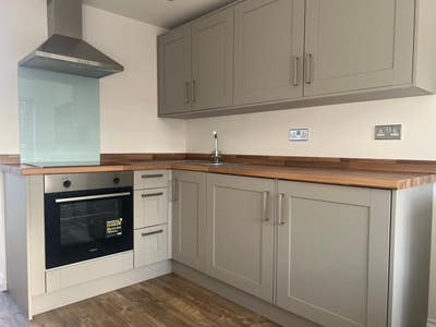 Brand new Studio with all bills and Netflix inc. Main Photo