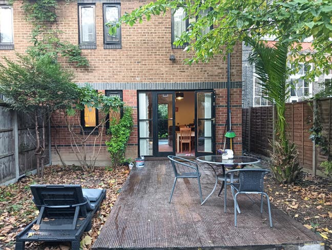 One En-suite Double Room - London Bridge  Main Photo