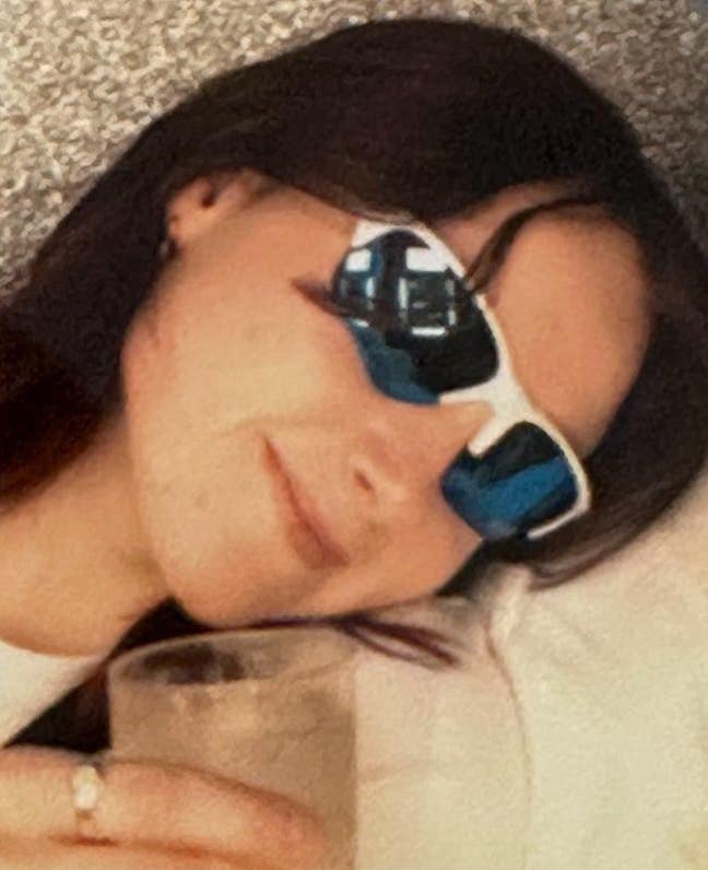 Beth, 25, looking for house/buddy up :) Main Photo